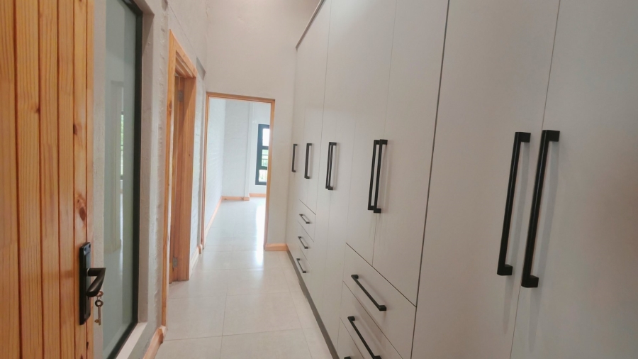 3 Bedroom Property for Sale in Highlands Western Cape